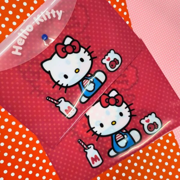 SOBRE PLASTICO A4 C/BOTON KITTY - Imagen 2